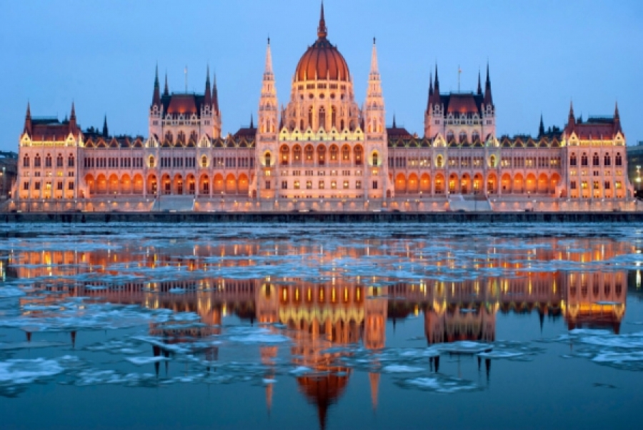 Γιορτές στην Βουδαπέστη 4-5 μέρες- αεροπορικώς από 485€